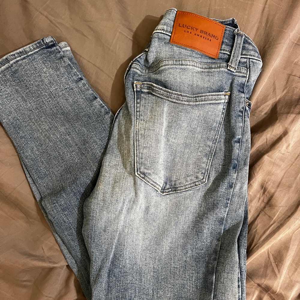 Lucky brand skinny jeans